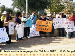 Protesta contra la segregación de sexos