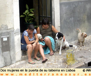 Mujeres en su bar, Lisboa